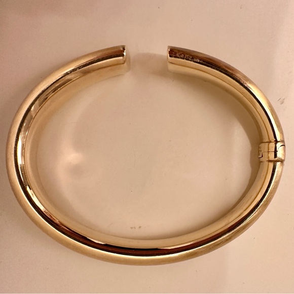 925 Milor Italy Bangle - Gold, Offset Hinge - Picture 6 of 7